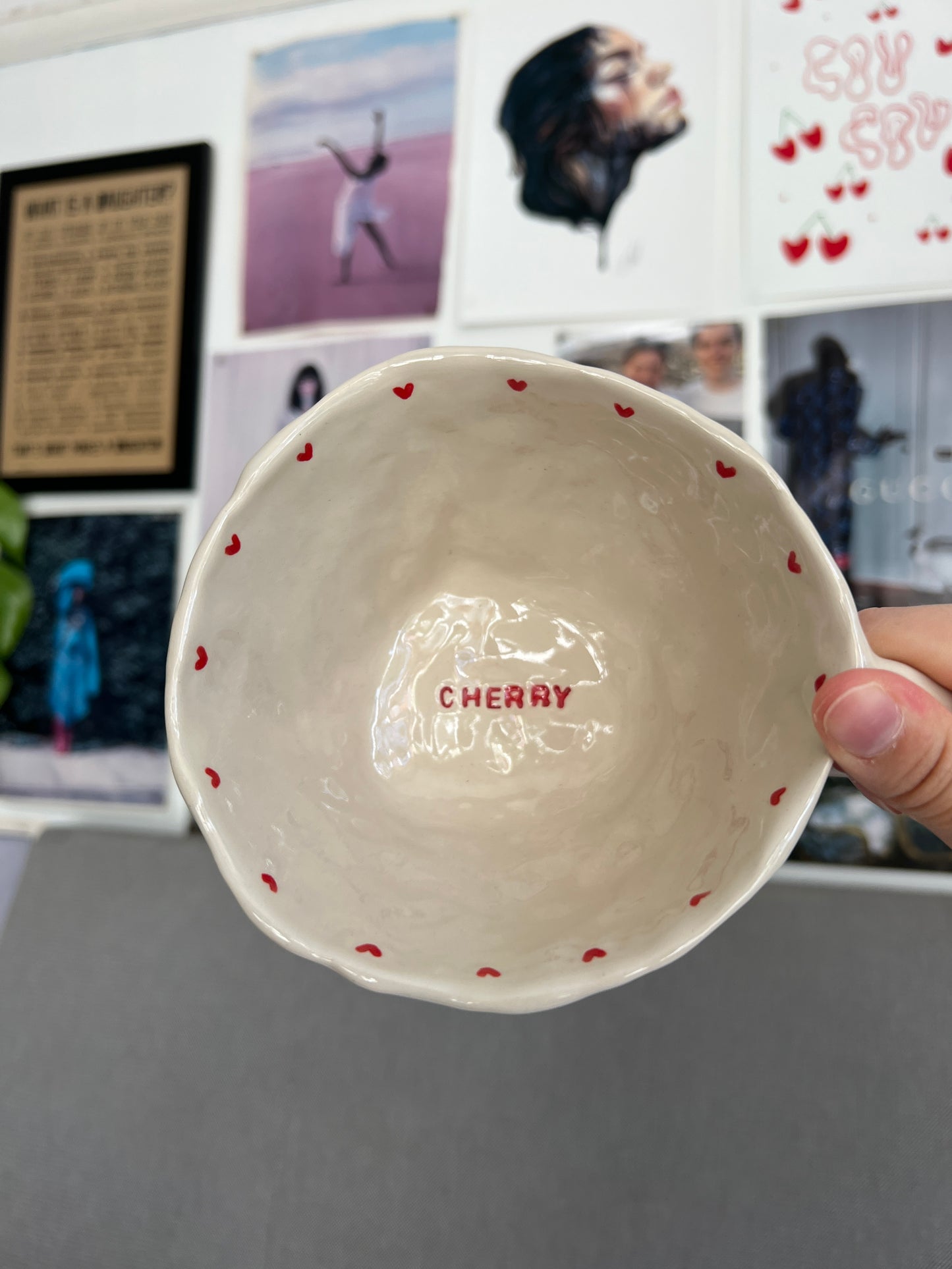 The cherry mug