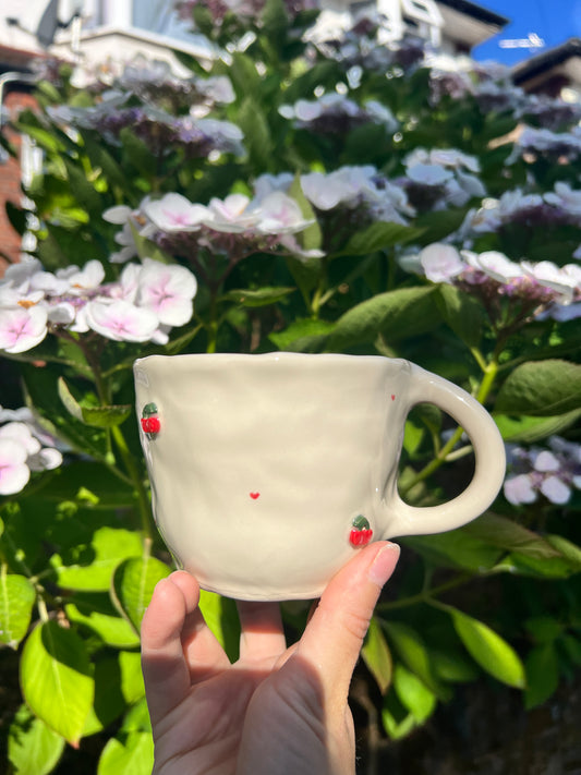 The cherry mug