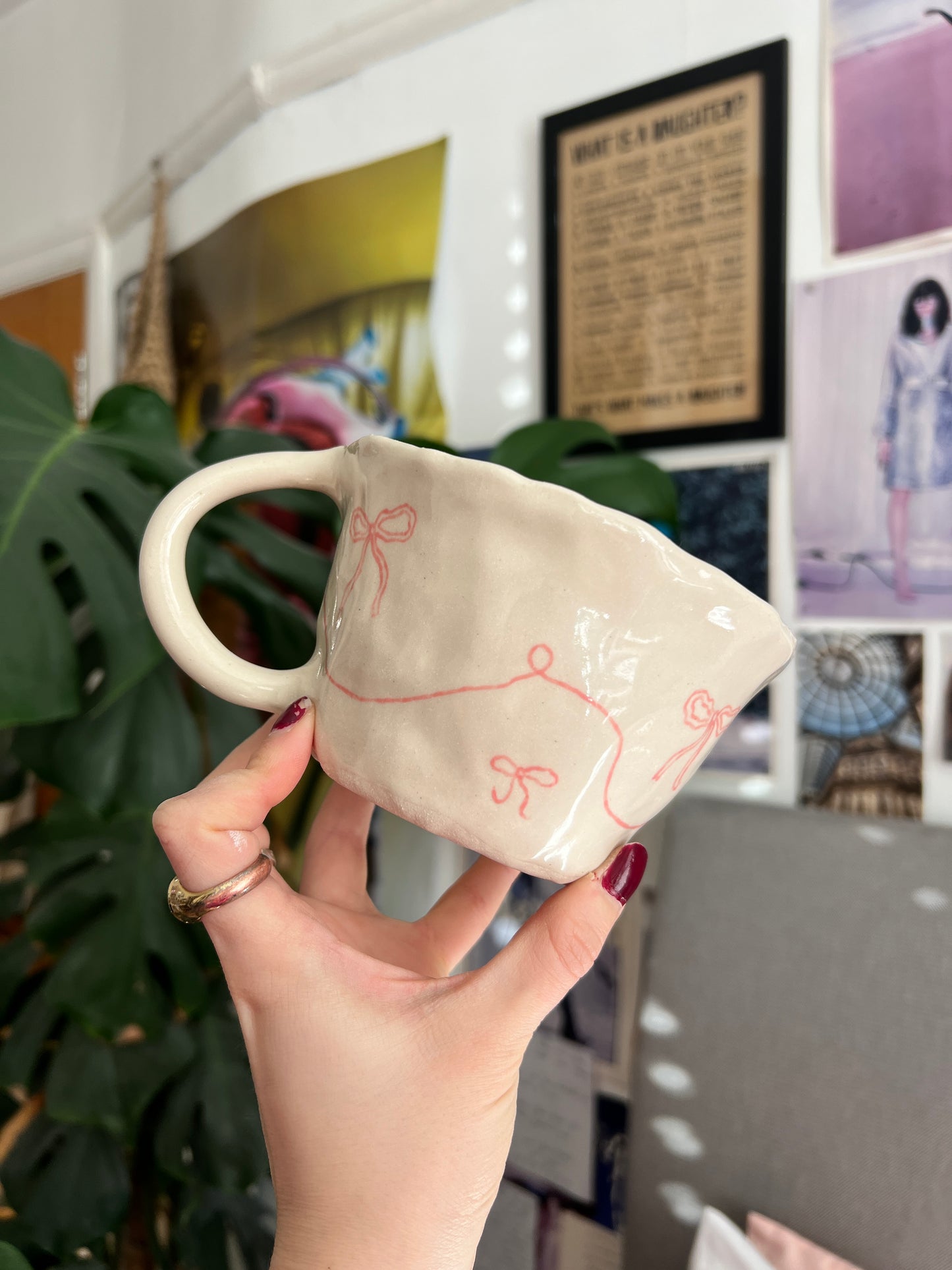 The Bow mug