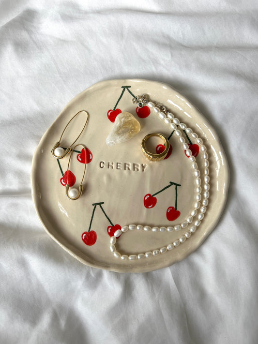 The cherry plate