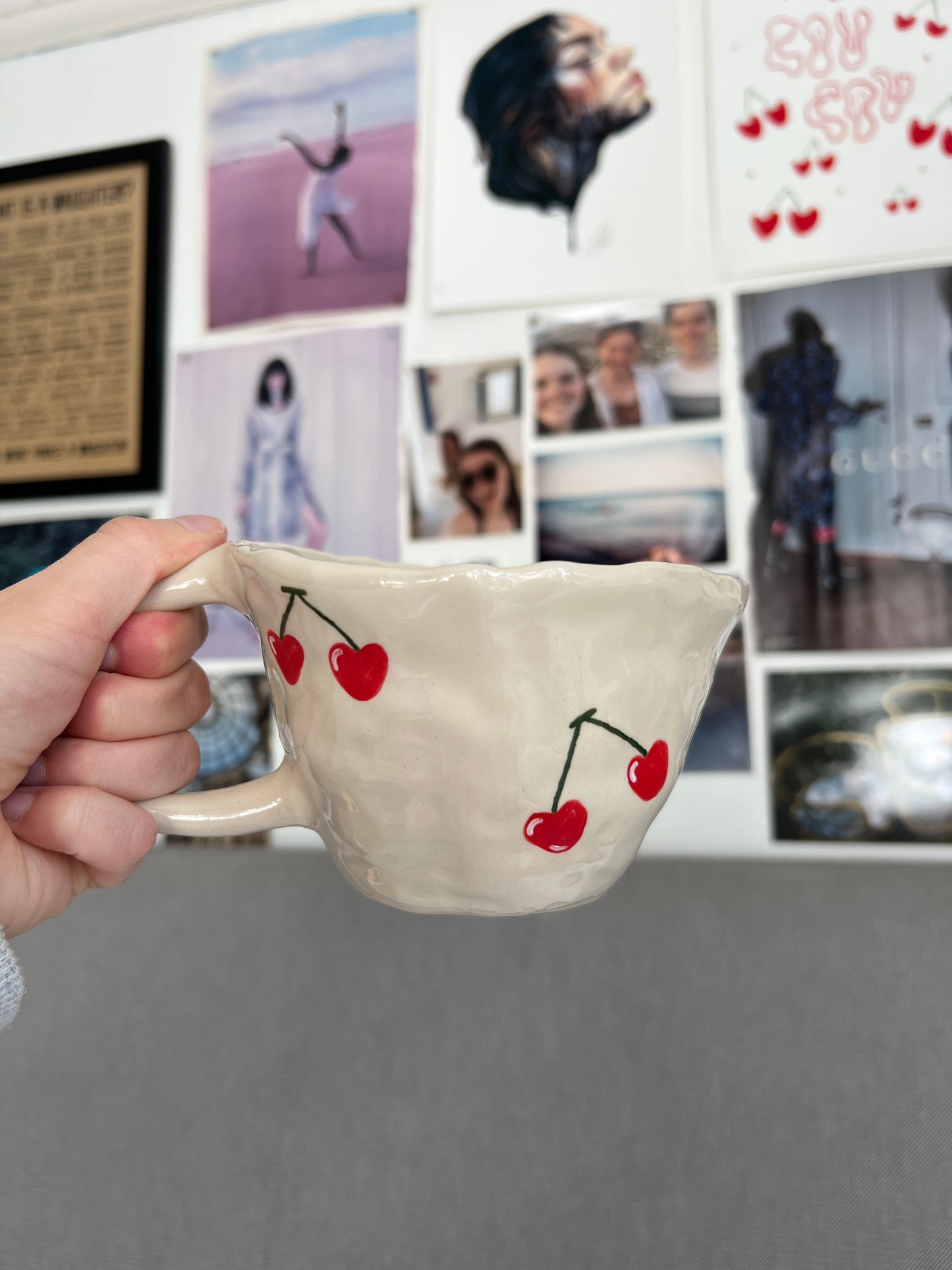 The cherry mug