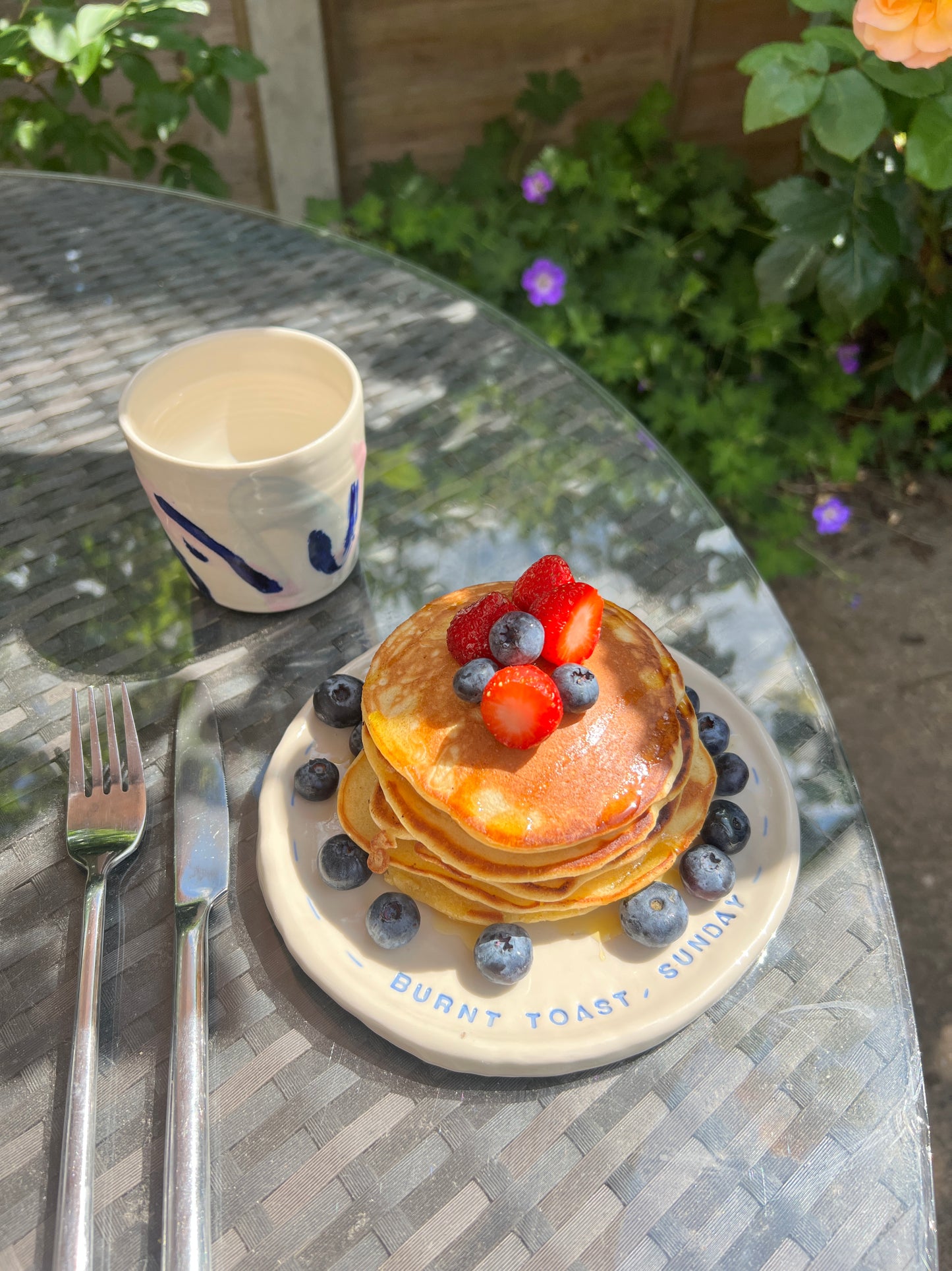 Burnt toast, sunday plate