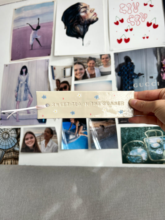 Sweet tea in the summer bookmark second 1