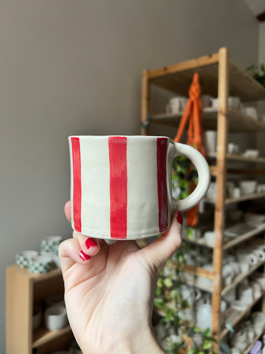 Red stripe mug